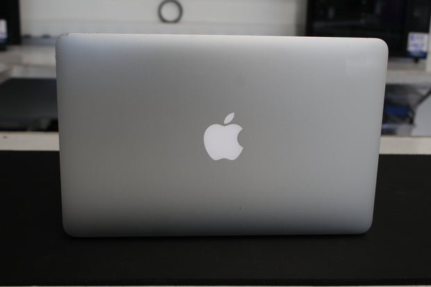 2015 Macbook Air 11"