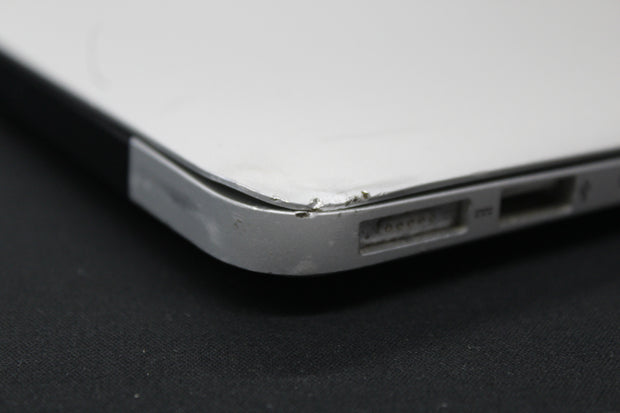 2013 Macbook Air 11”
